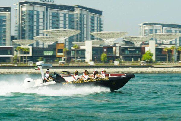 Black Boat Atlantis: 100-Minute, 8-Stop Tour